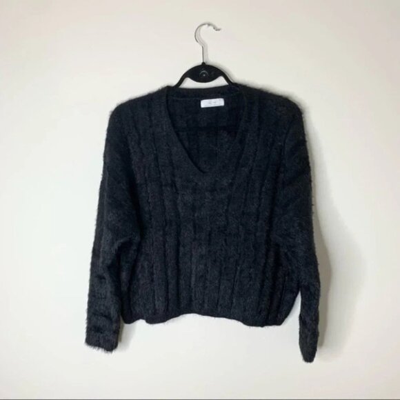 Oak and Fort Fuzzy Sweater V-neck Brushed Knit Black pullover fluffy Size XS - Picture 6 of 16